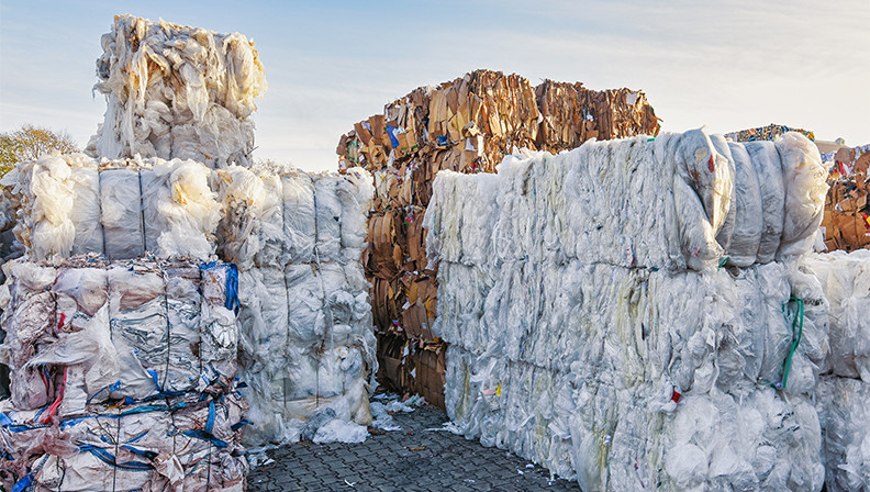 SĄNAUDŲ MAŽINIMAS, ANTRINIS NAUDOJIMAS, PERDIRBIMAS